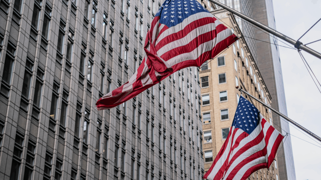 L’ICE ou la nouvelle politique migratoire aux Etats-Unis (et ses dérives)